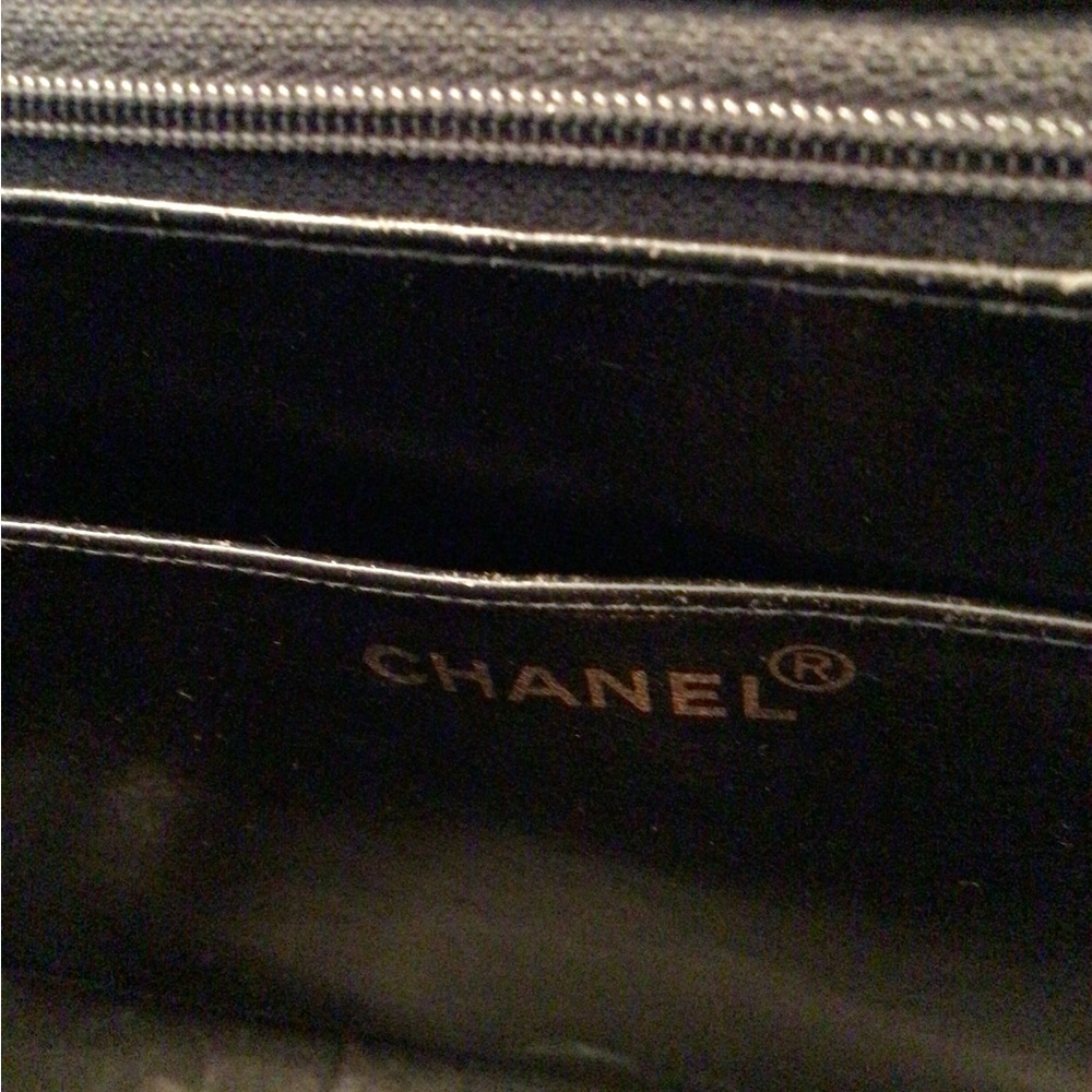 CHANEL Ultra Classic Large Black Quilted Lambskin Briefcase - Picture 9 of 9